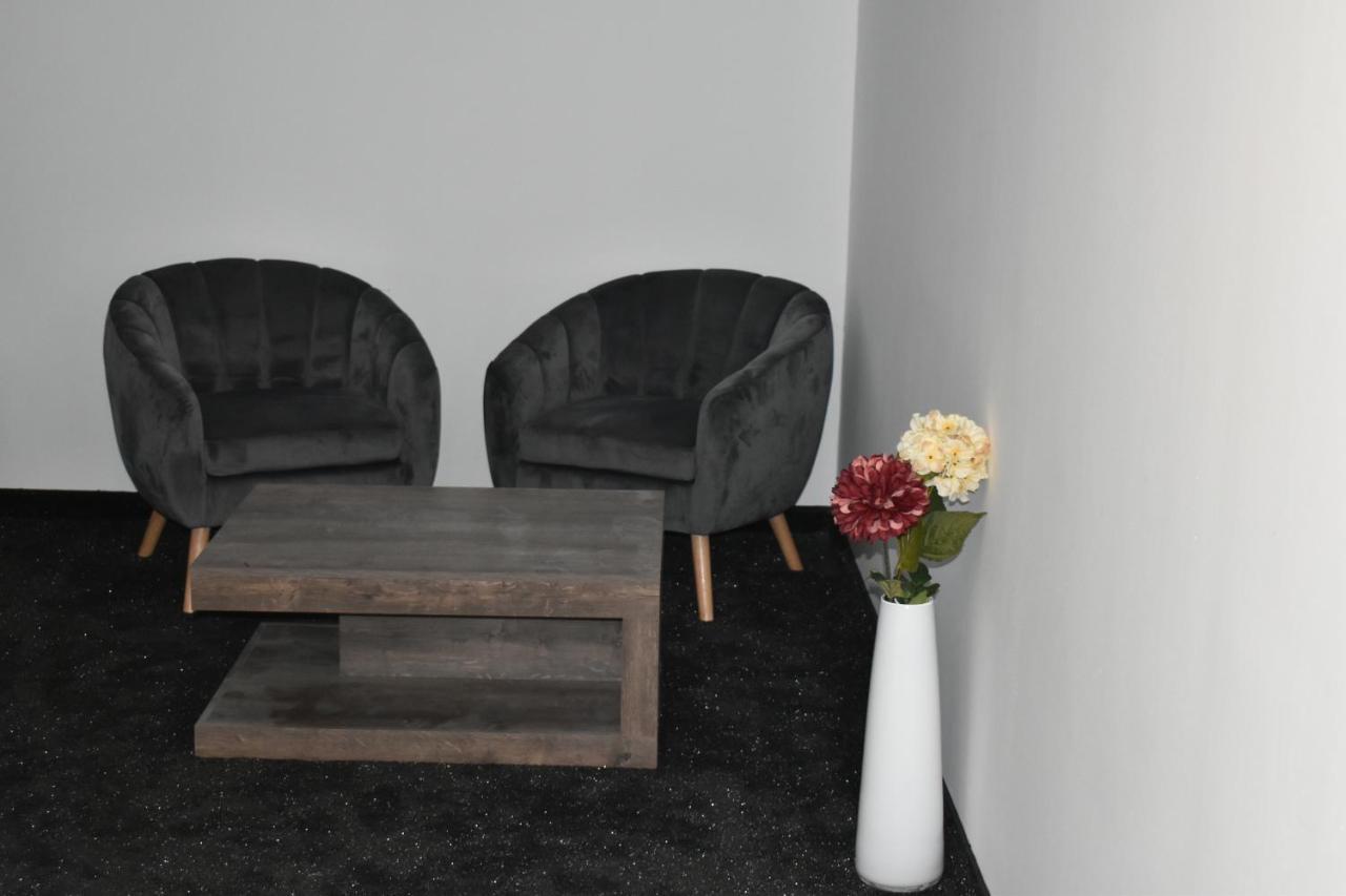 Woow Apartment